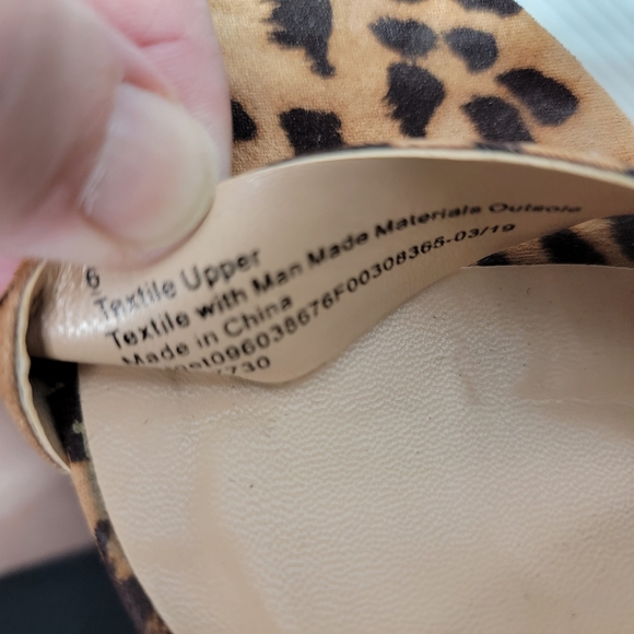 New! A NEW DAY Ema Sandals Shoes Brown Animal Leopard Block Heels Size 6. - Picture 8 of 8